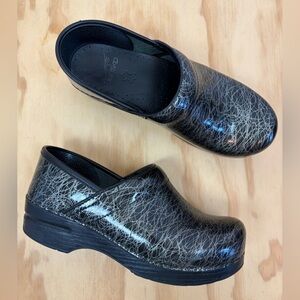 Dansko Professional Clogs Black with Metallic Squiggle Pattern